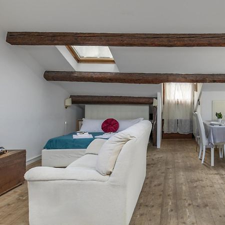 Nice Lovely Attic For 4 Person With Wifi - A/C Veneza Exterior foto