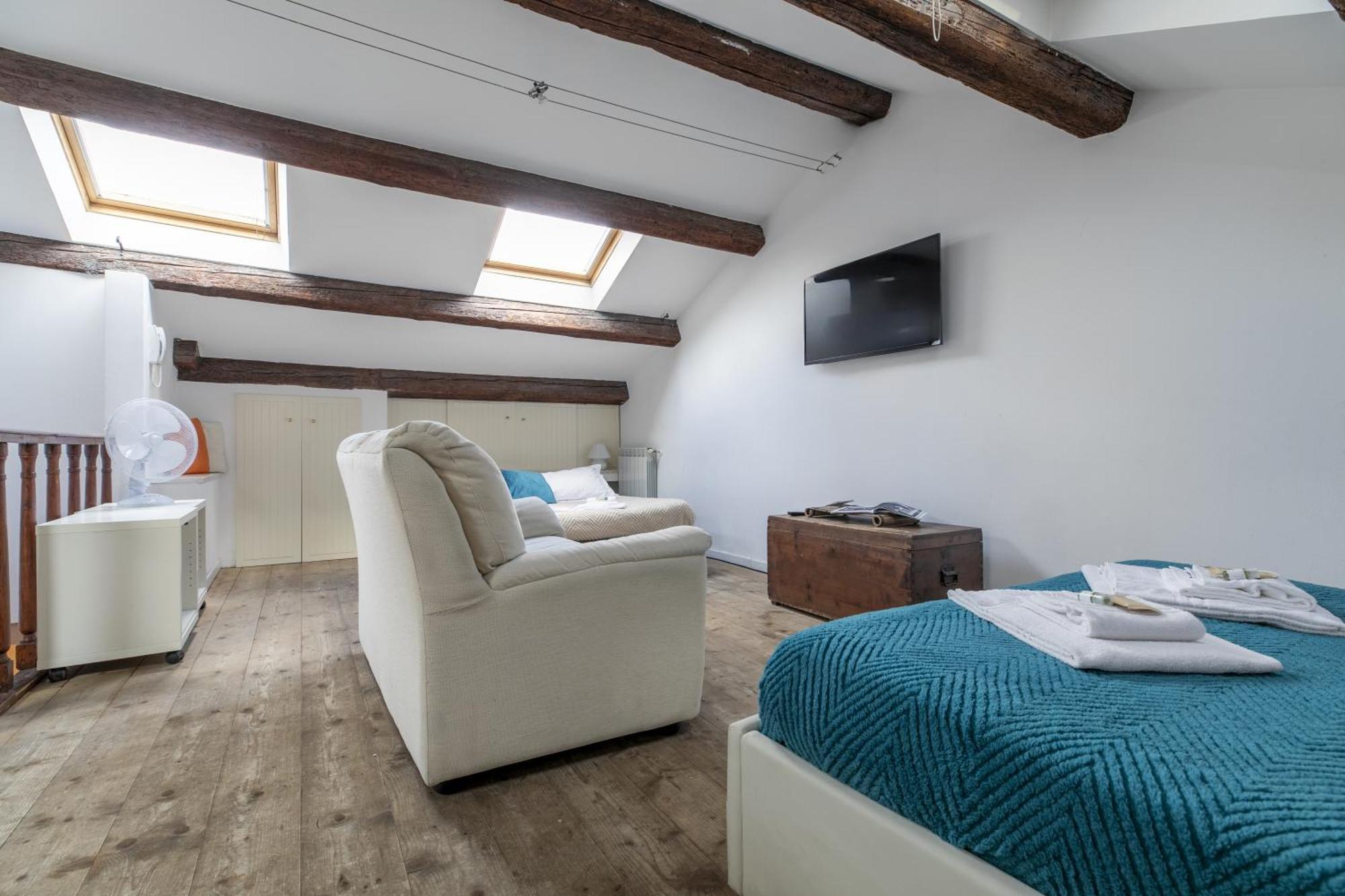 Nice Lovely Attic For 4 Person With Wifi - A/C Veneza Exterior foto